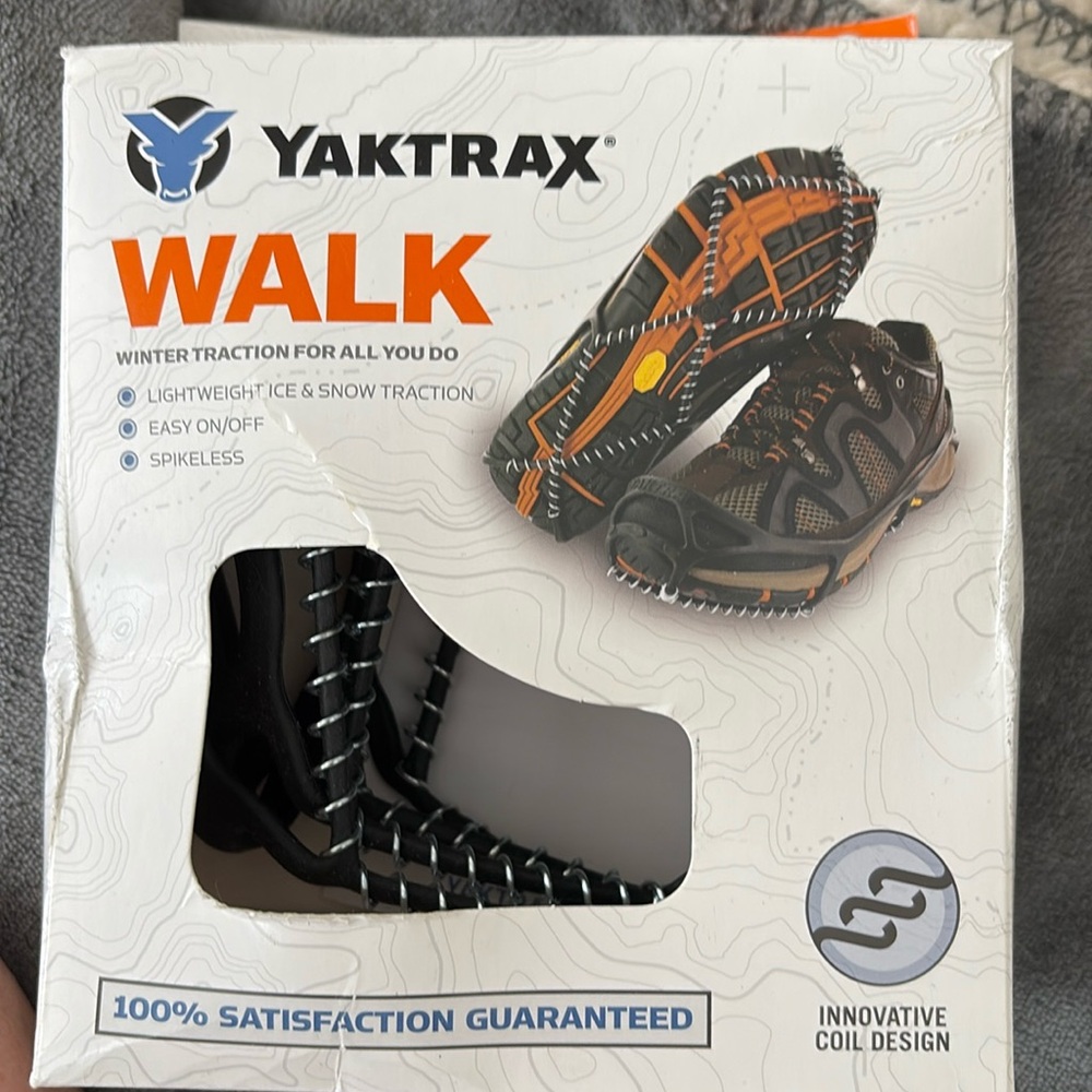 Yaktrax WALK Winter Ice Traction Device, Attaches to Your Shoes or Boots. New